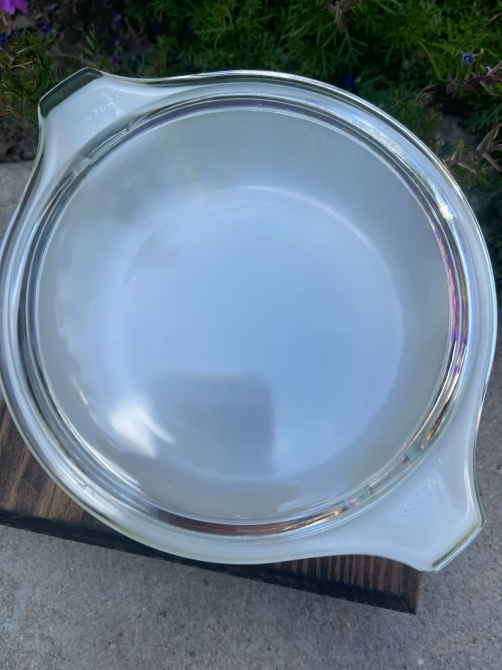 Vintage Pyrex #471 Yellow 1 pint Cinderella Casserole dish with Clear Lid - Picture 3 of 3